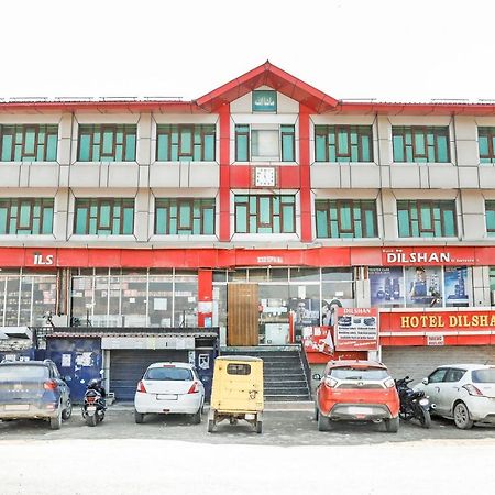 Oyo 72225 Hotel Dilshan Srīnagar Buitenkant foto
